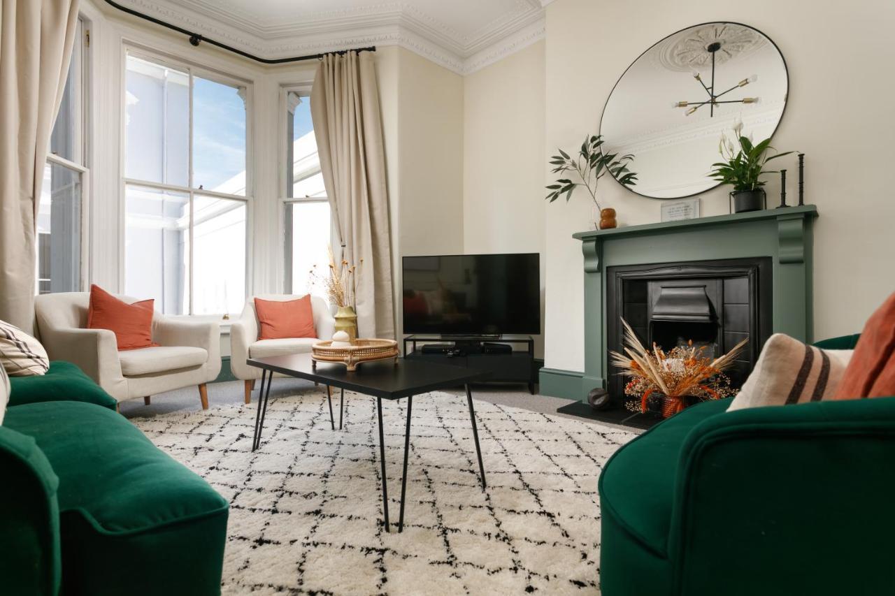 Central Plymouth Luxury House: Pet-Friendly with Hoe Access Exterior photo