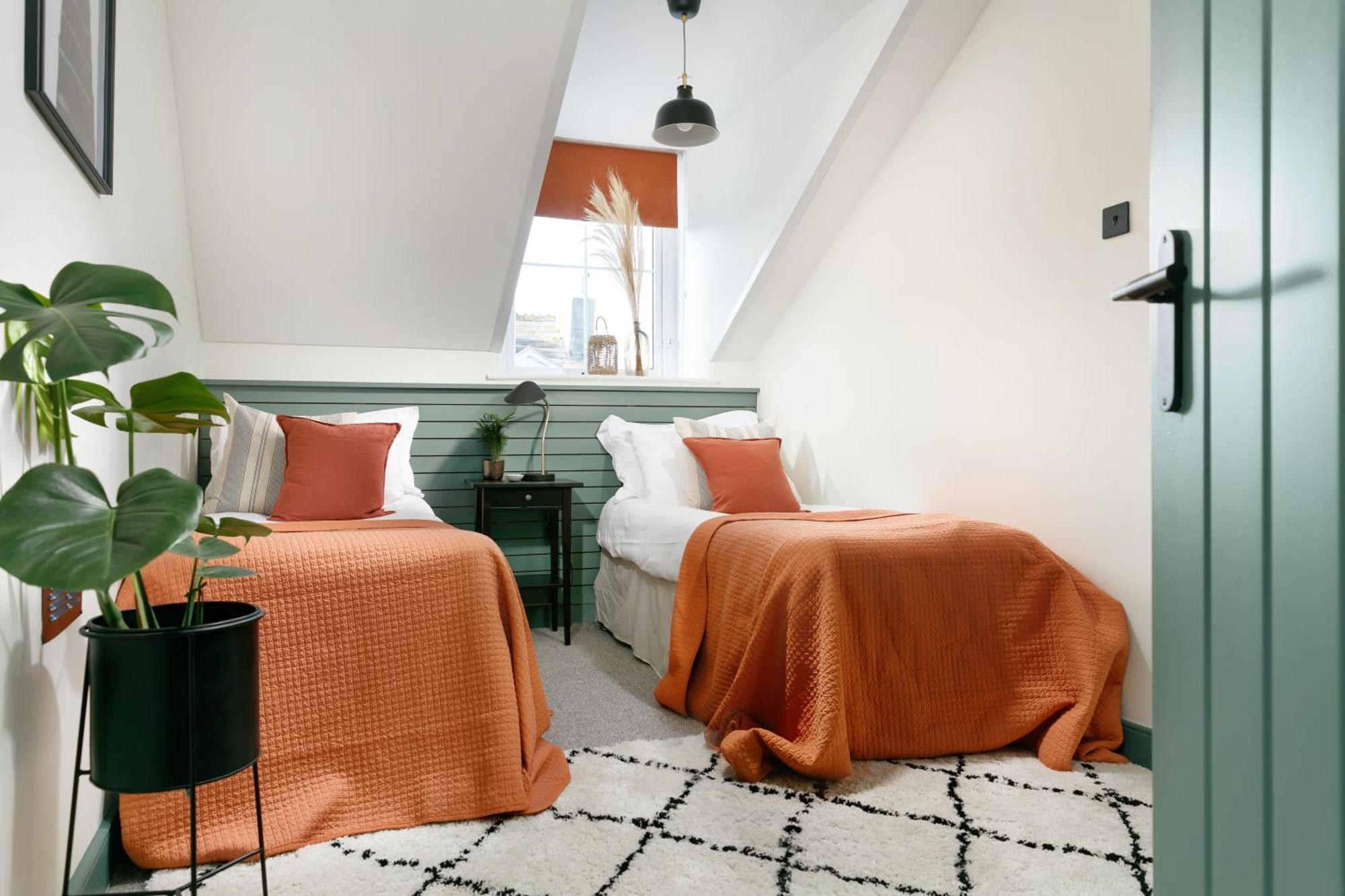 Central Plymouth Luxury House: Pet-Friendly with Hoe Access Exterior photo